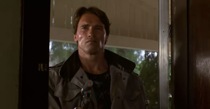 Photo du Terminator 2 demandant "Sarah Connor ?"